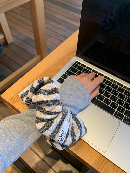 Cozy Oat | Knit Scrunchie